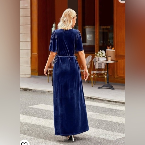 MEROKEETY Women's V Neck Wrap Velvet Maxi Dress Bell Sleeve Split Bridesmaid - Picture 4 of 10